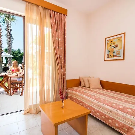 Stavros Melathron * Kallithéa