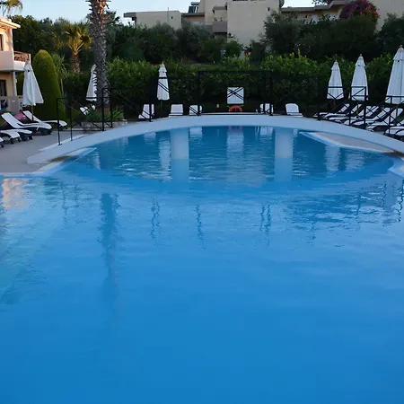 Stavros Melathron Apartman *